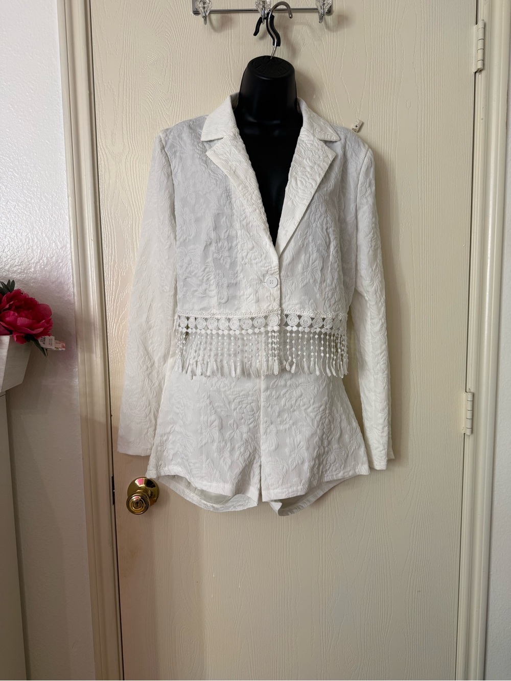 SHEIN White Cropped Lace Fringe Blazer Jacket